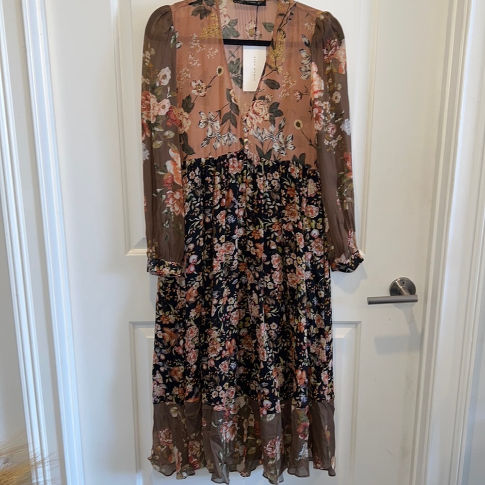 Zara MIDI Dress